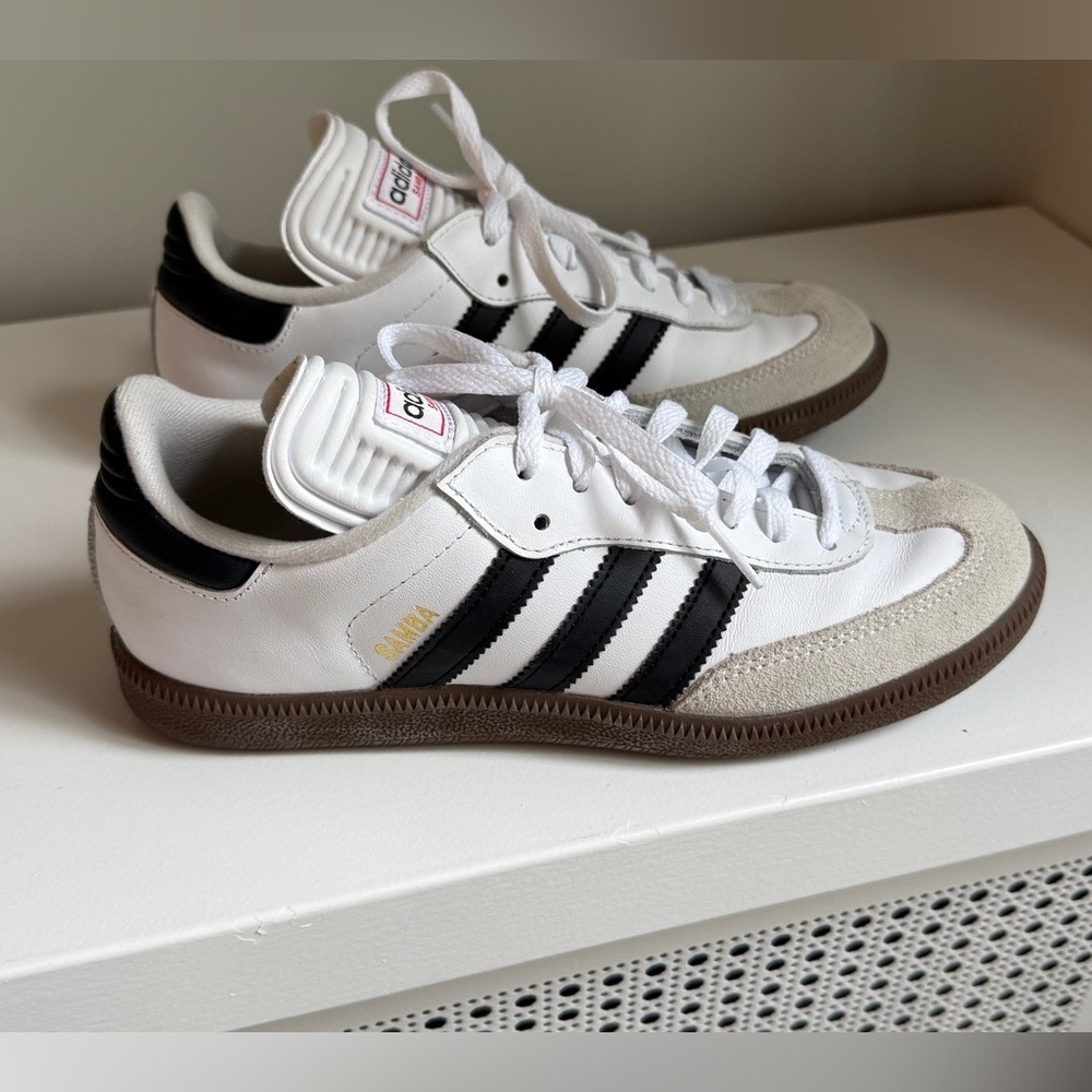 Adidas Samba White & Black Sneakers Men’s size 7 (FR size 40)